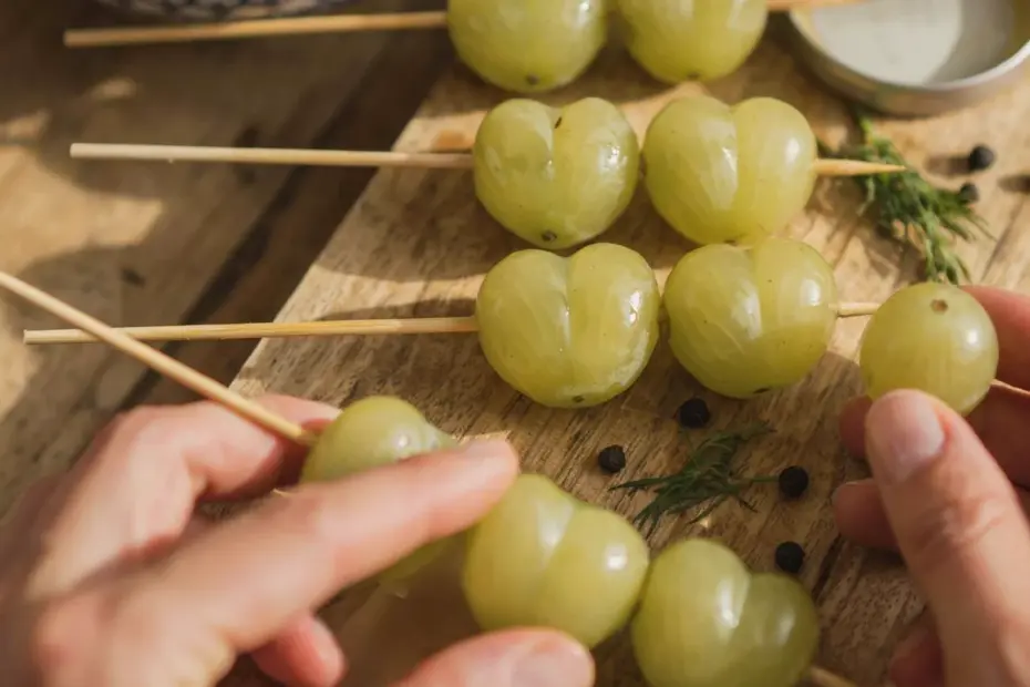 Pickled Thompson Grapes | Easy Sweet and Tangy Snack | Homemade Pickling Recipe